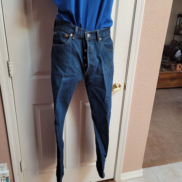 Levi's 501 Button-Fly 33x34 - EUC!! - Picture 1 of 3